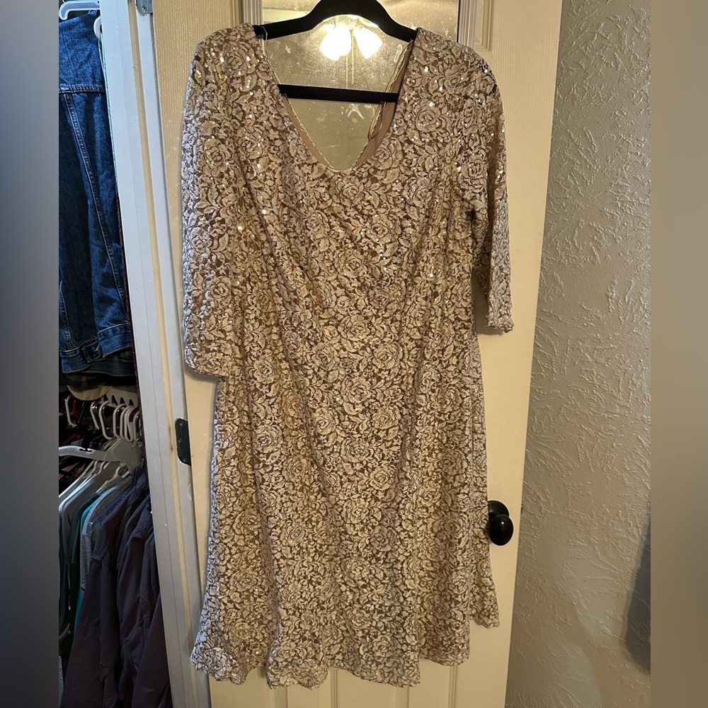 Size 14 formal/church/conference dress!!